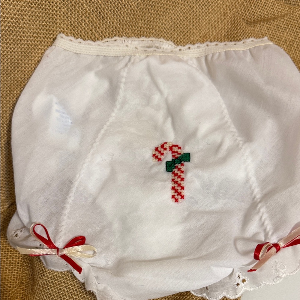vintage "Her Majesty" brand bloomers white Christmas candy cane size 2 or T-2
